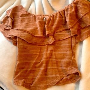 Blouse it’s very beautiful peach/pink color